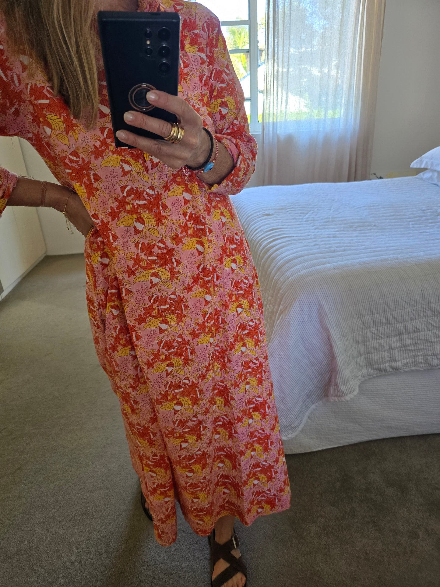 Avni Kaftan - Bloom