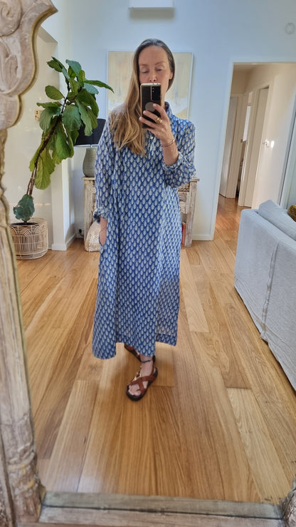 Avni Kaftan - Blue