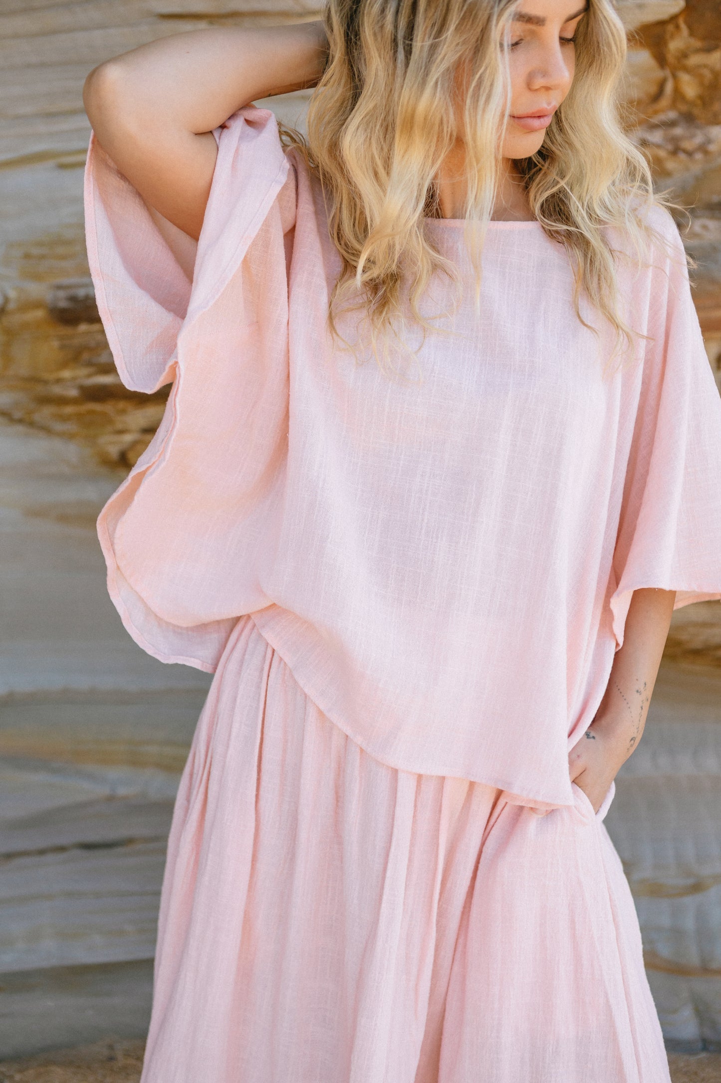 Tayah Poncho - Soft Pink