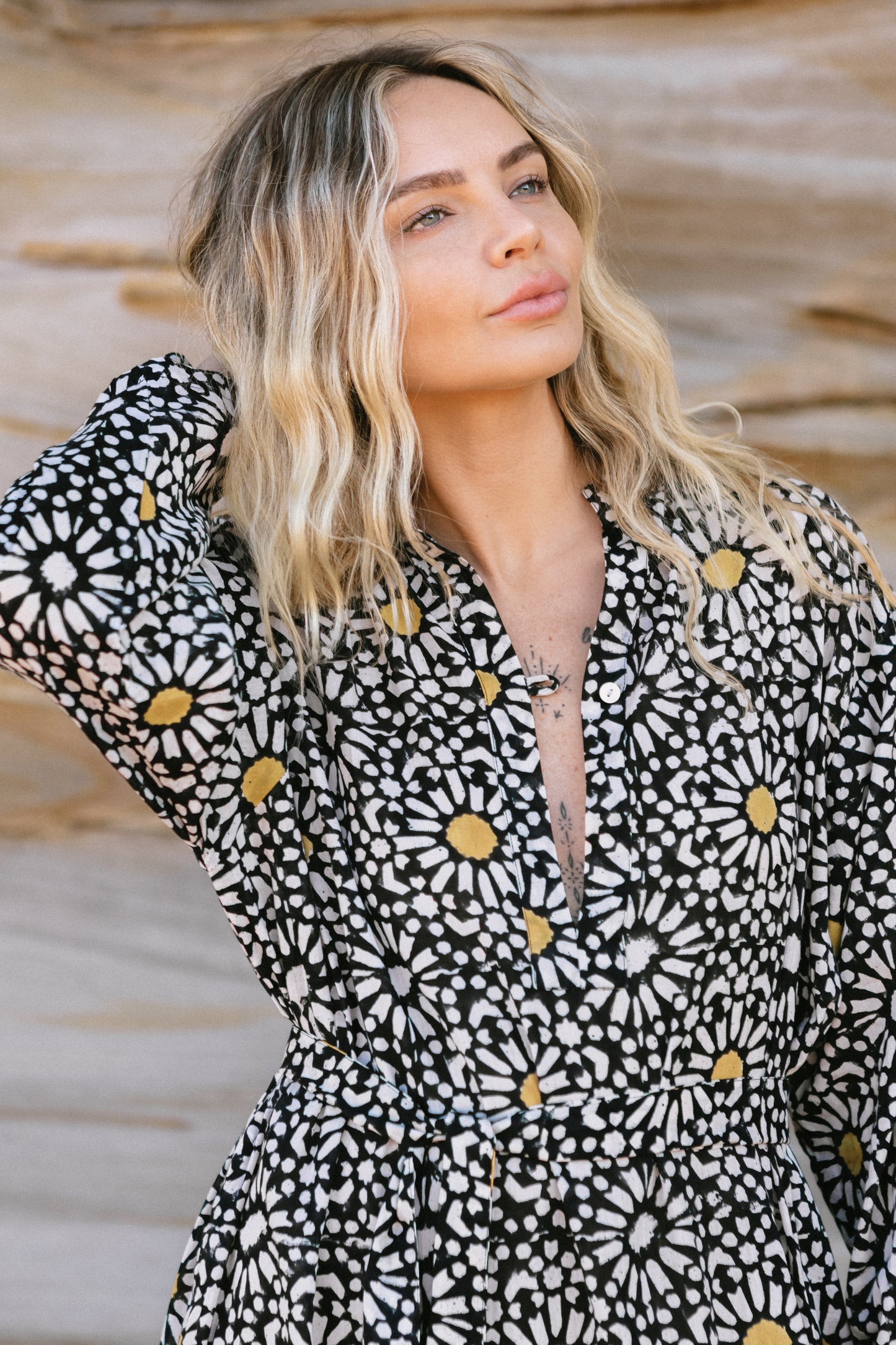 Resort Kaftan - Black / Gold