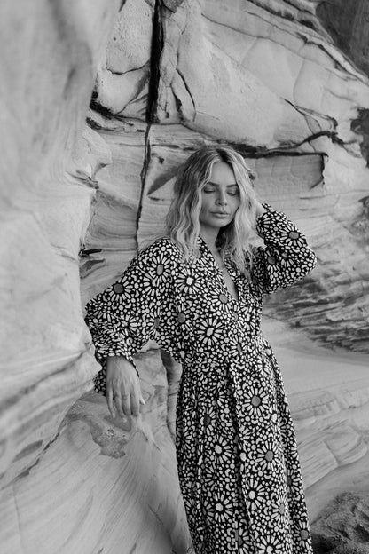 Resort Kaftan - Black / Gold