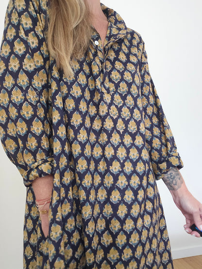Avni Kaftan- Black