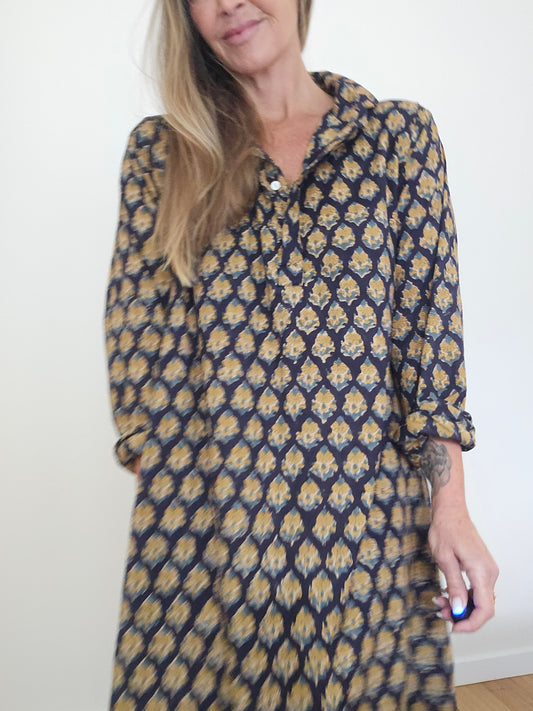 Avni Kaftan- Black